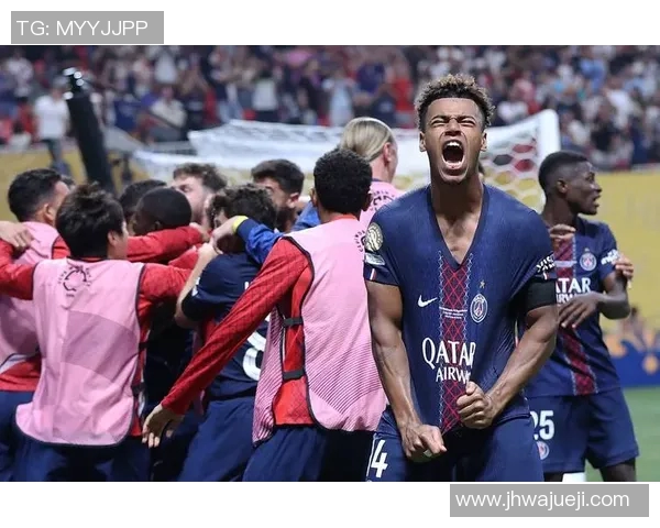 巴黎圣日耳曼在法甲比赛中轻松获胜,继续领跑积分榜